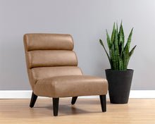Silla Ellison - Daaq Interiores