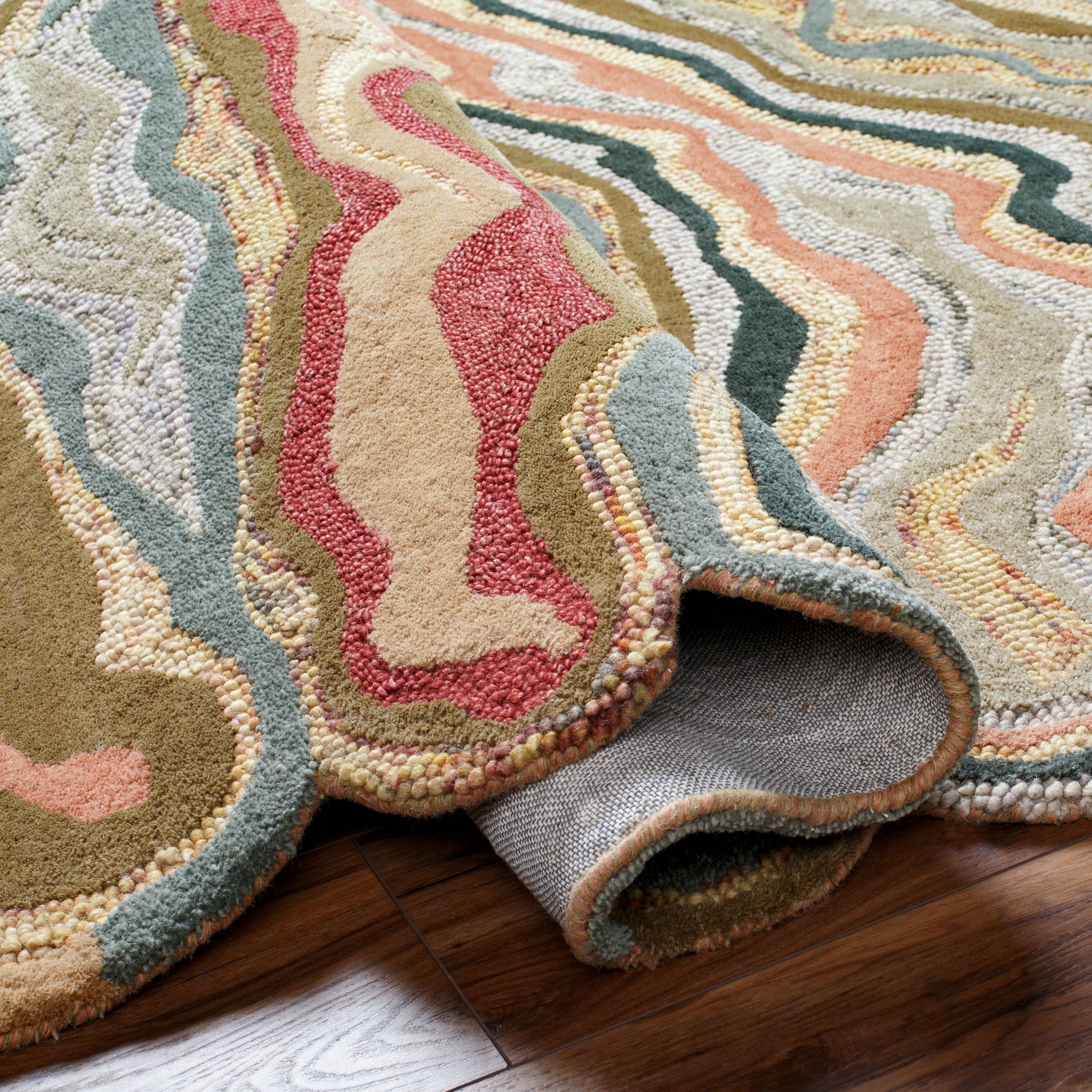 Tipsy - Daaq Interiores