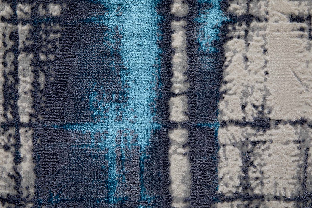 Blue/Ivory Indian Rug 