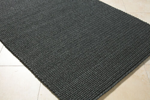 Beachhouse Mayus Black Rug 